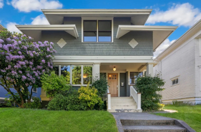 7 Ways to Up Your Home’s Spring Curb Appeal