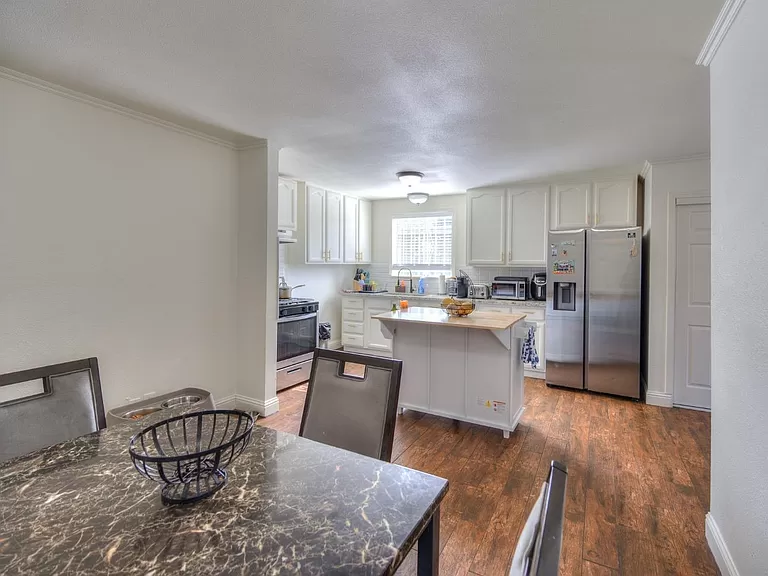 1593 North Harrison Avenue