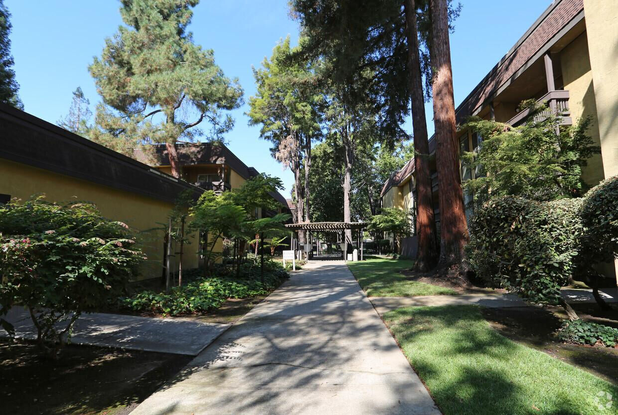 3205 Northwood Drive