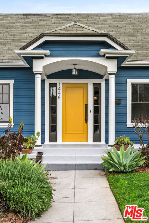 1448 Laveta Terrace