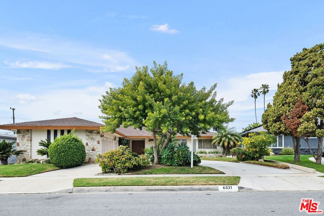 6521 Bedford Avenue