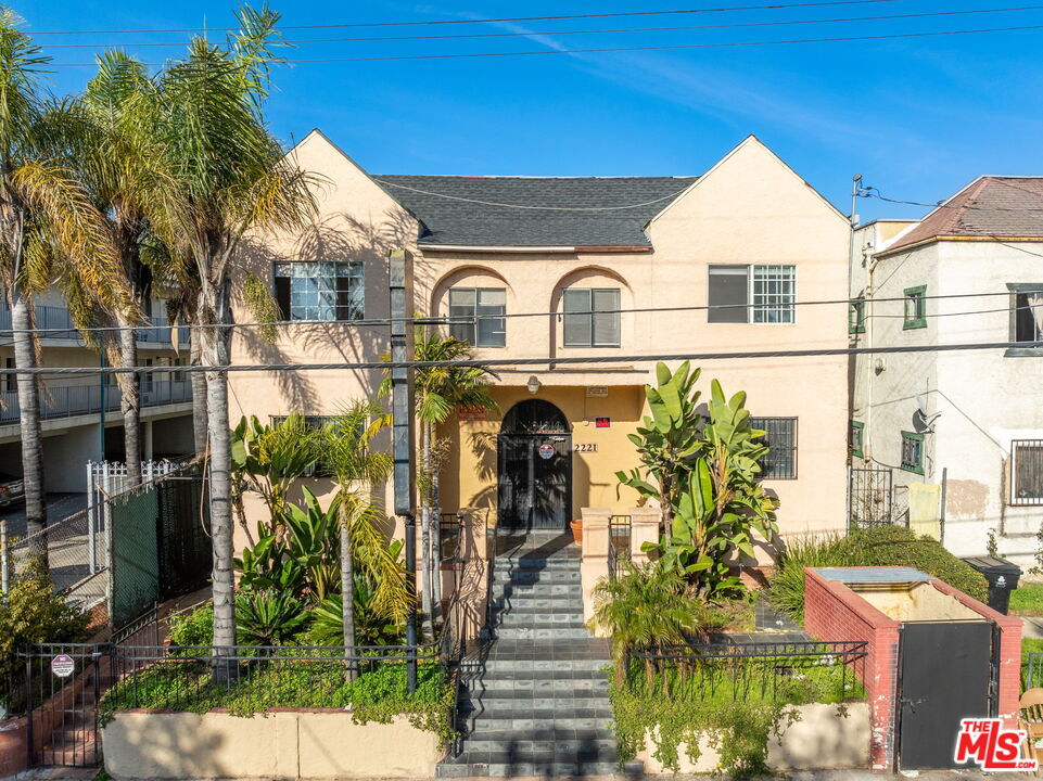 2221 Michigan Avenue