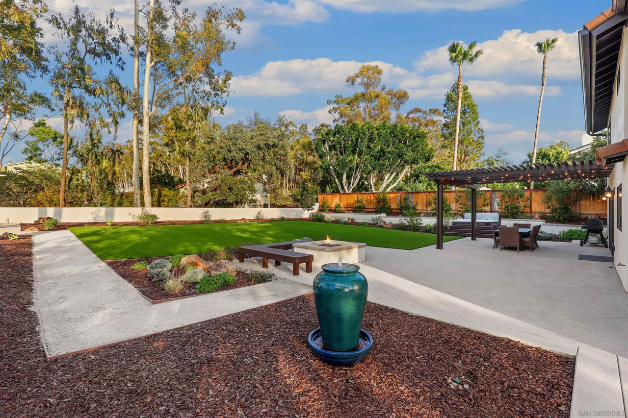 42140 Lyndie Lane