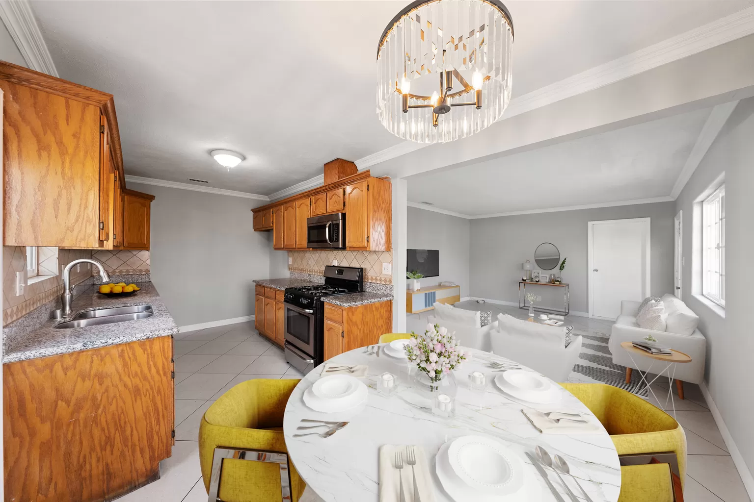 959 East El Morado Court, Unit 2