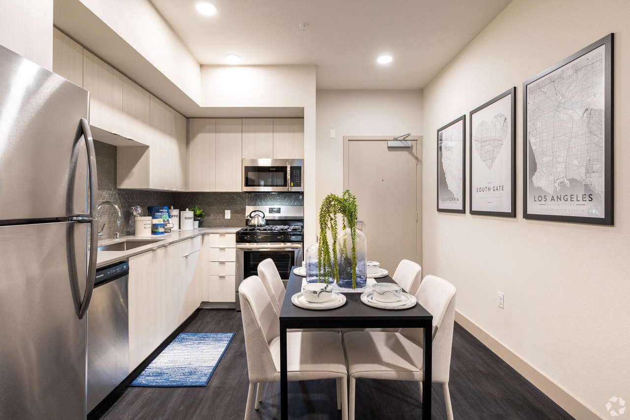 10930 Garfield Avenue