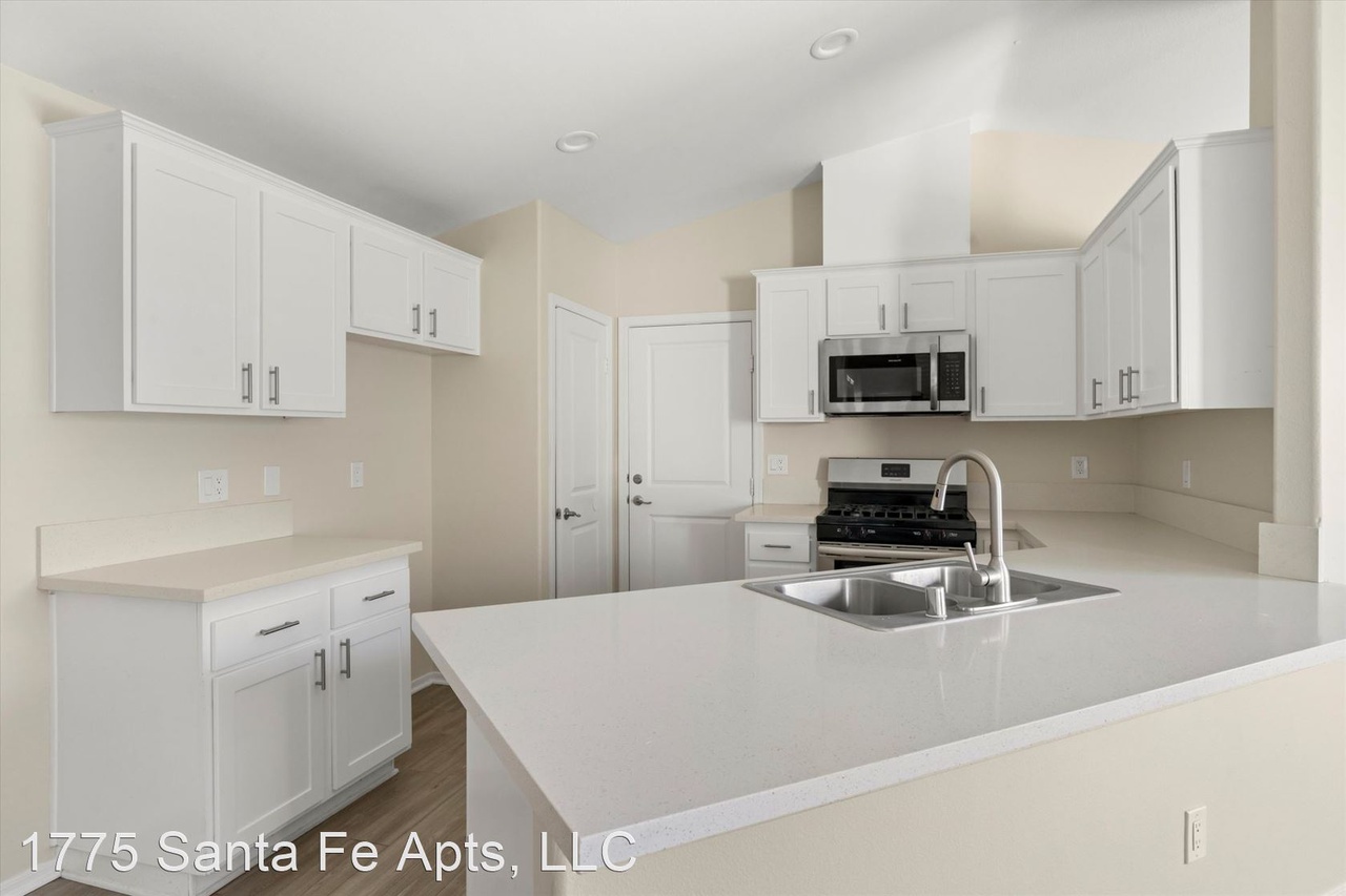 1775 South Santa Fe Avenue