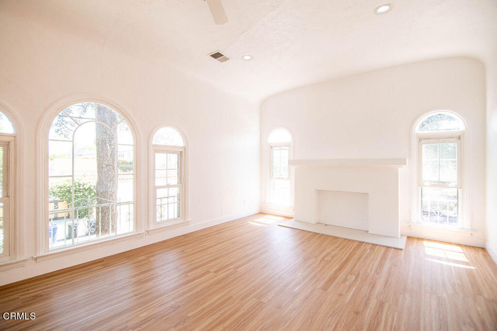 5166 Packard Street, Unit 6