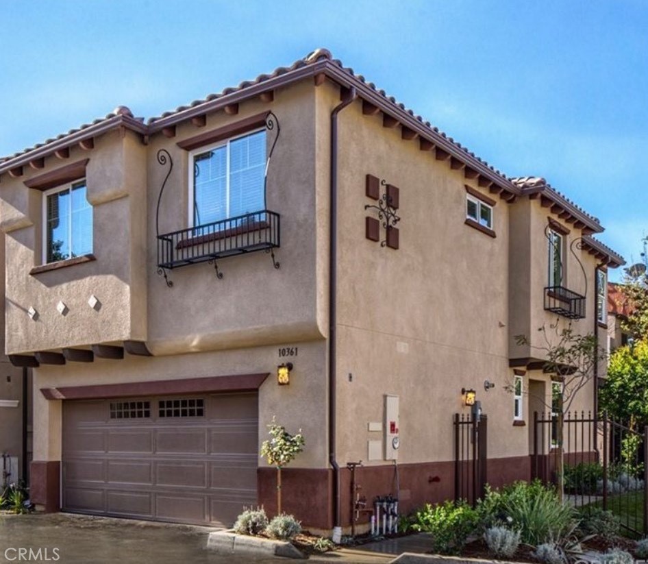 10361 North Diamond Way